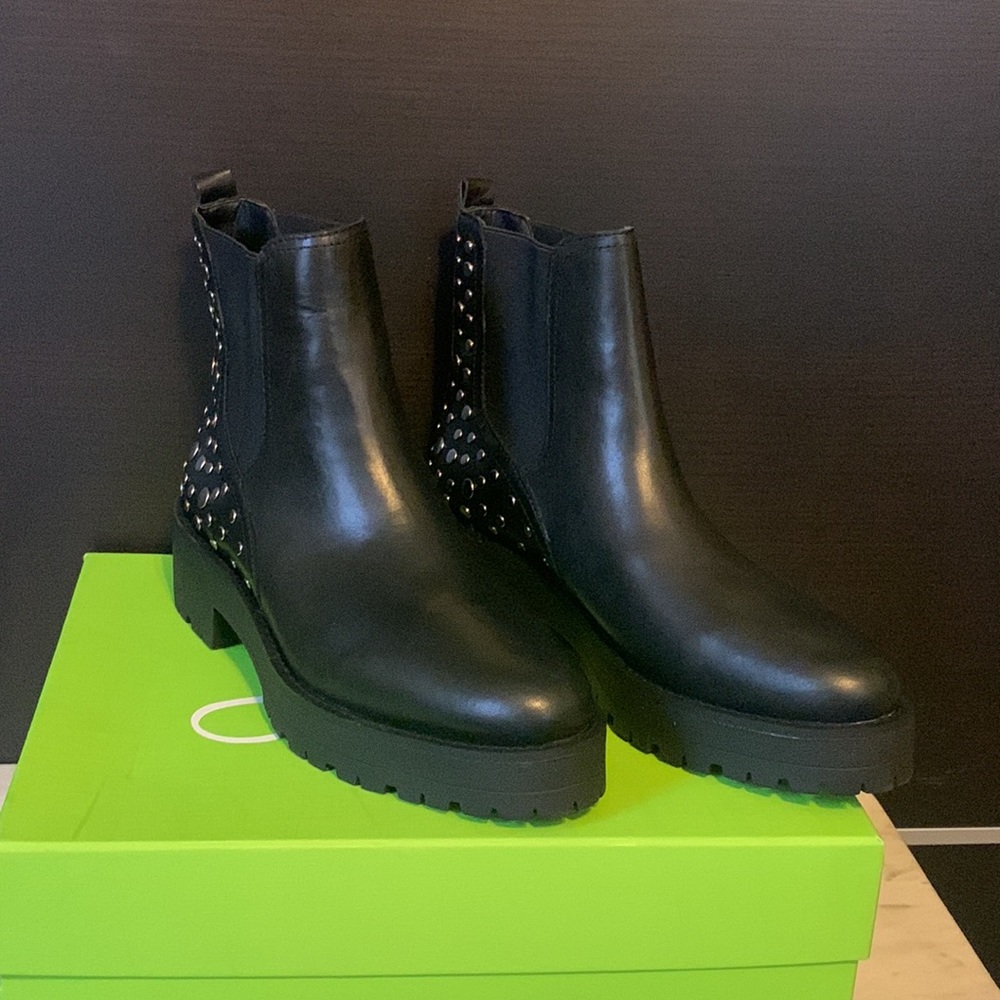 Sam Edelman Jayln Platform Studded Lug Sole Chelsea Boot
